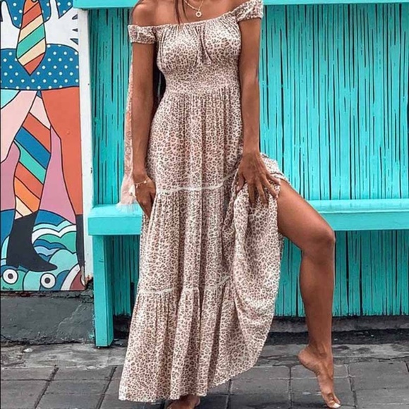 Dresses & Skirts - boho gypsy leopard print off shoulder maxi dress